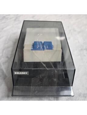 Vintage 1980s Rolodex VIP-24C Card File with Dividersfor 4" x 2.25"